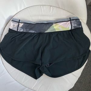 Lulu Lemon shorts!